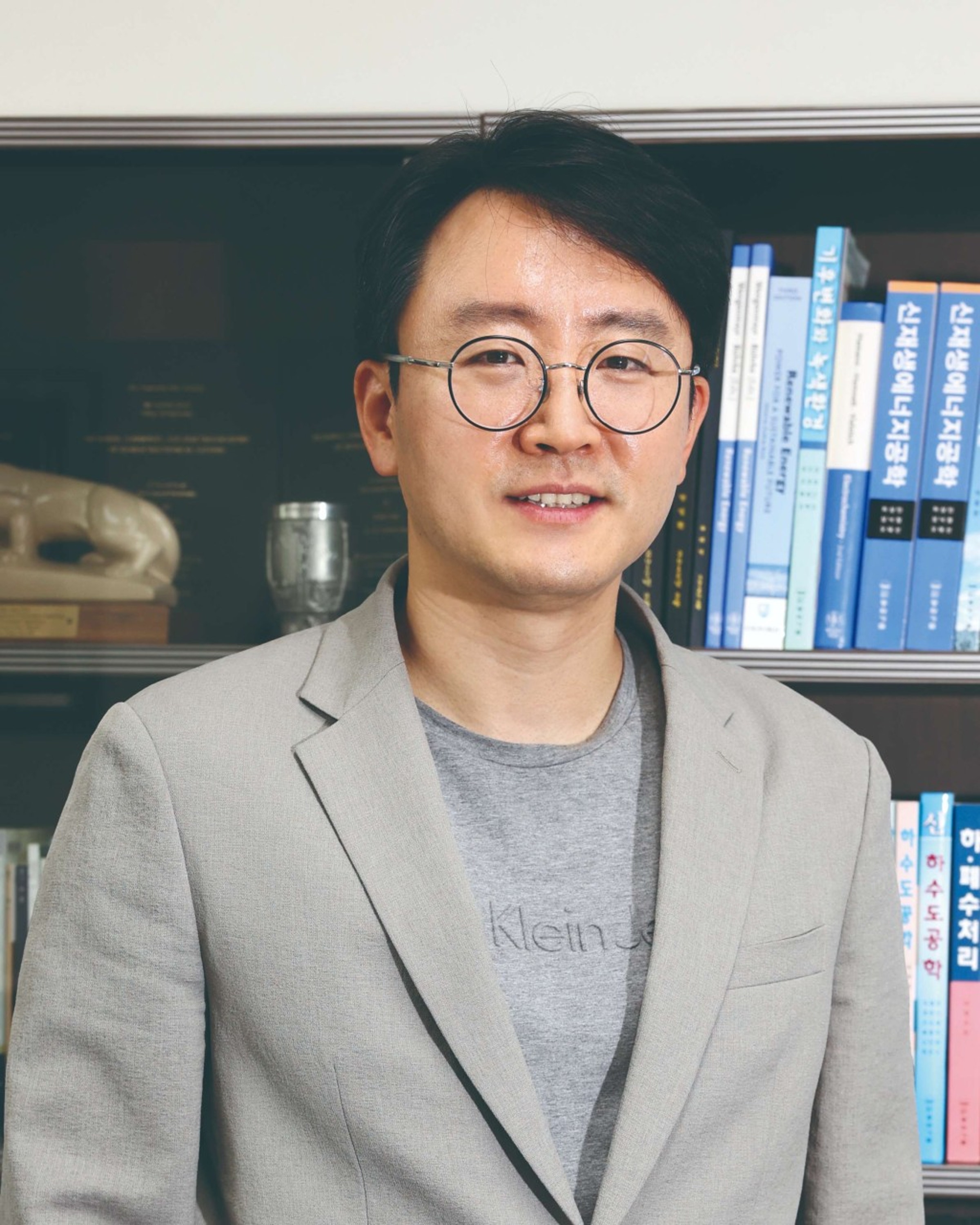 정석희교수(학과장) 사진